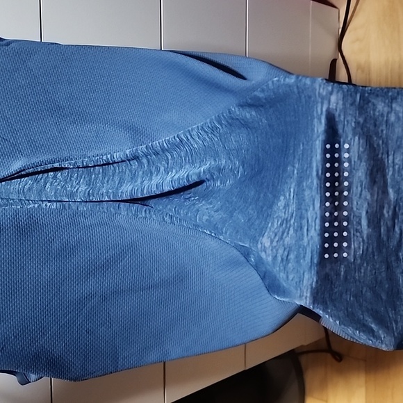 Adidas Tank - Picture 3 of 4